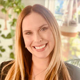 Photograph of April Murphy smiling
